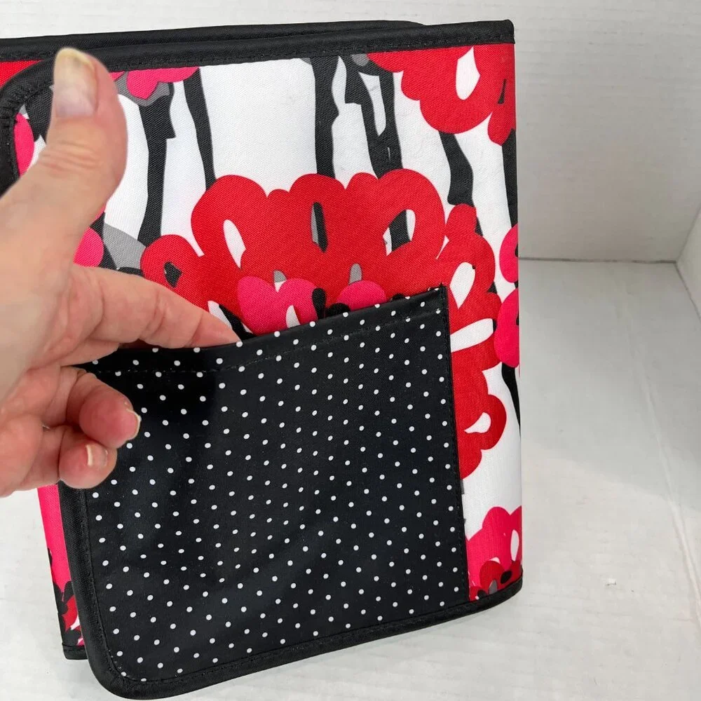 Thirty-one Bold Blossoms Organizer/Notebook cover, 10.25